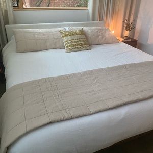 Parachute king linen box quilt and shams in bone